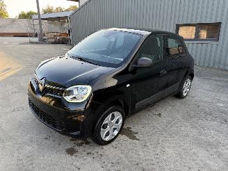 krockskadad bil auto Renault Twingo  2020/5