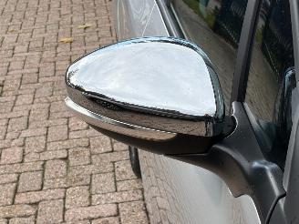 Peugeot 208 1.2 PureTech Style 5 deurs | Navi Lm-velgen Pdc picture 9