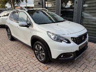 Peugeot 2008 1.2 PureTech Allure | Navi Panoramadak Camera picture 8