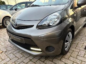 Toyota Aygo 1.0 VVT-i Aspiration 5 deurs | Airco LED Facelift picture 10
