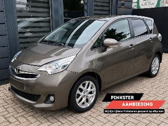 damaged passenger cars Toyota Verso S 1.3 VVT-i Dynamic | Navi Panoramadak Camera 2015/2