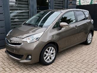 Unfallwagen Toyota Verso S 1.3 VVT-i Dynamic | Navi Panoramadak Camera 2015/2