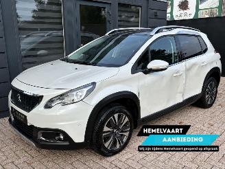 Unfallwagen Peugeot 2008 1.2 PureTech Allure | Navi Panoramadak Camera 2018/2