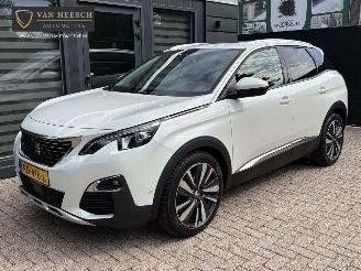 Vaurioauto  passenger cars Peugeot 3008 1.2 PURETECH ALLURE | PANORAMADAK | NIEUWE D.RIEM | NAP | SCHADEVRIJ 2017/11