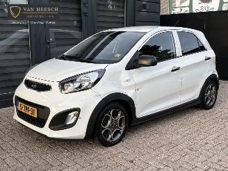 Unfallwagen Kia Picanto 1.0 CVVT ISG R-CROSS 5-DRS | AIRCO BODYKIT LM-VELGEN | NAP 2014 | RIJDBARE SCHADE 2014/4