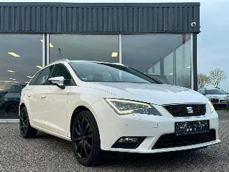 krockskadad bil auto Seat Leon 1.4TSI Led Xenon LM Navi 2014/1