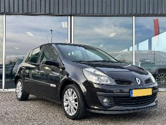 skadebil auto Renault Clio Rip Curl Edition 2007/1