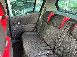 Renault Clio 1.2TCE Rip Curl Edition picture 13