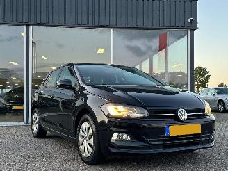 krockskadad bil auto Volkswagen Polo Highline 1.0TSI 2018/1