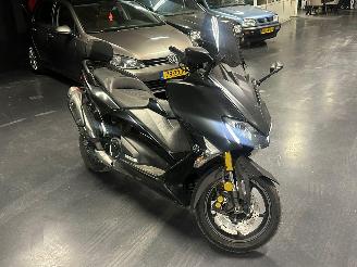 uszkodzony motocykle Yamaha TMAX 500 Tmax 530 DX 2018/1