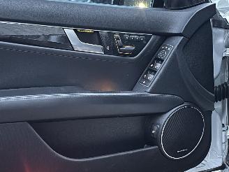 Mercedes C-klasse 6.2 V8 Biturbo AMG picture 13