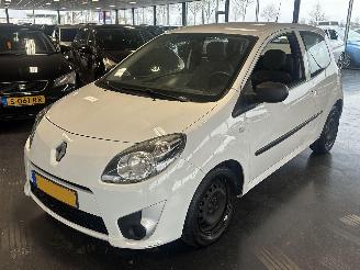 krockskadad bil auto Renault Twingo 1.5DCI 2011/5