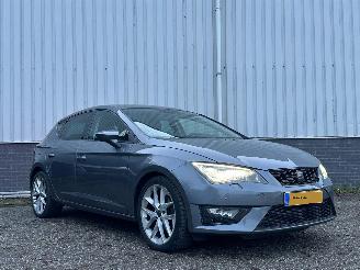 Coche accidentado Seat Leon 1.4 EcoTSI FR Connect Automaat 2016/5