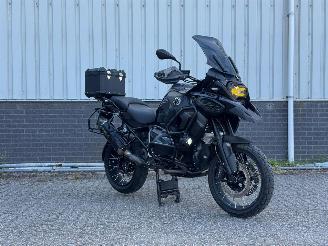 Unfall Kfz Motorrad BMW R 1250 GS Adventure ADVENTURE TRIPLE BLACK X AKRAPOVIC 2020/11