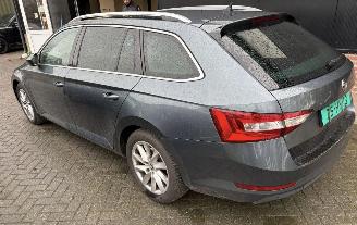 Skoda Superb 1.6TDI Ambition Bussines picture 4