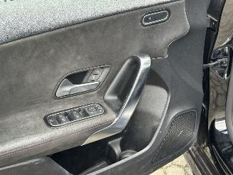 Mercedes A-klasse A200 AMG Line picture 14