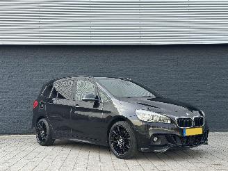 skadebil auto BMW 2-serie 218i Centennial High Executive 7p 2016/4
