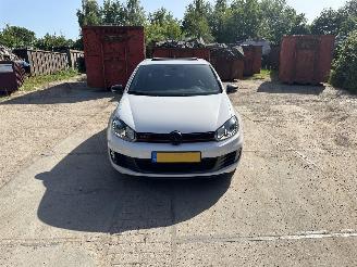 Schadeauto Volkswagen Golf 2.0 GTI PANORAMA AUTOMAAT LEER 2011/1