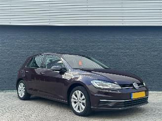 damaged passenger cars Volkswagen Golf 7.5 Highline 1.4TSI Automaat 2017/4