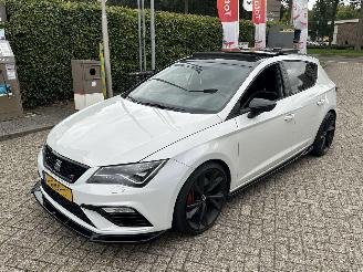 Auto incidentate Seat Leon 2.0 TSI CUPRA 400PK 2015/6