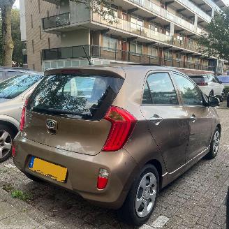 Kia Picanto 1.2 Comfort line Panorama Key Less picture 4