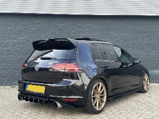 Volkswagen Golf 2.0TSI 400PK! Panorama Led Leer picture 3