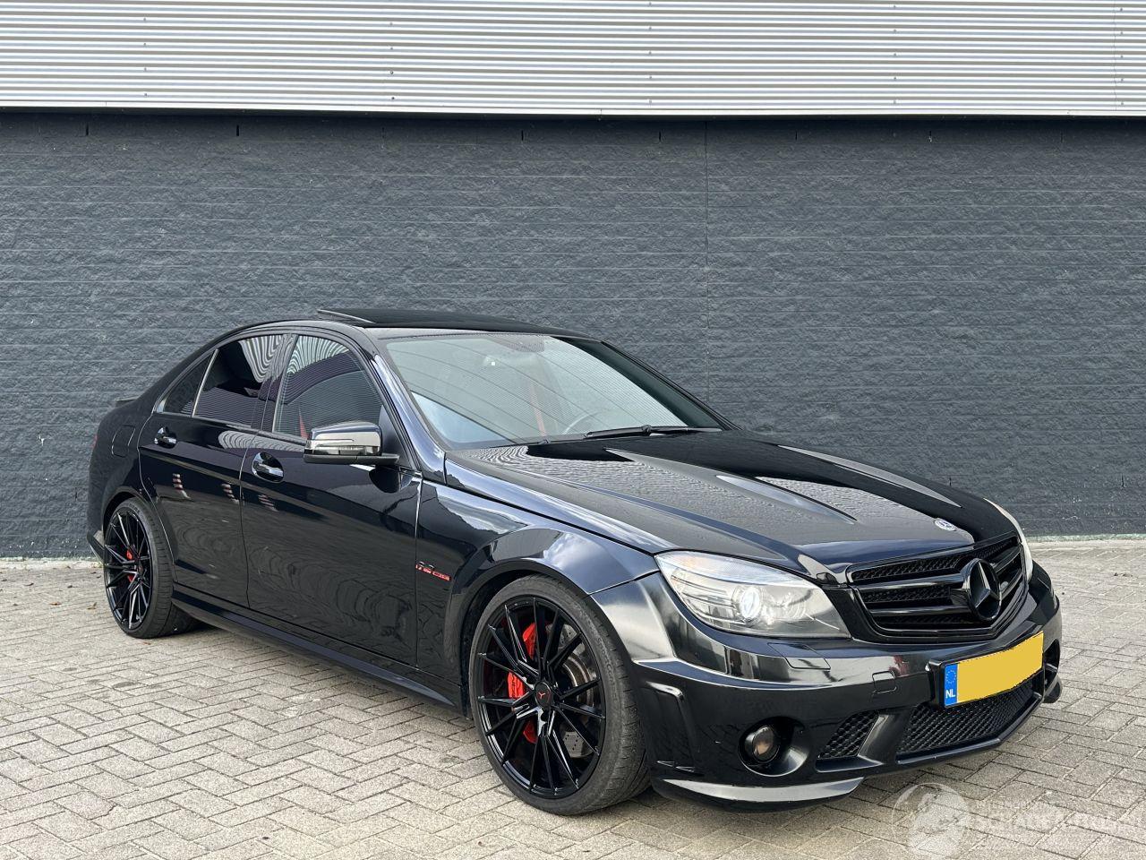Mercedes C-klasse C63 AMG W204 6.2 V8