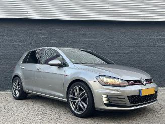 uszkodzony samochody osobowe Volkswagen Golf 1.4 TSI GTI Interieur + Exterieur 2013/1