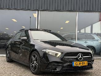 skadebil auto Mercedes A-klasse A180 benzine AMG PANO/Automaat 2019/7