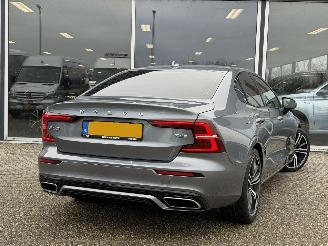 Volvo S-60 2.0 T4 R-Design picture 4