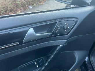 Volkswagen Golf 1.4 TSI ACT Highline DSG PANO picture 17