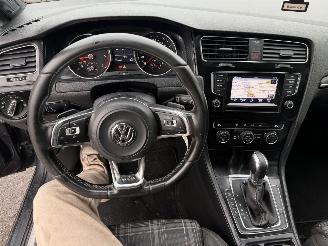 Volkswagen Golf GTD 2.0TDI DSG SPORT&SOUND picture 12
