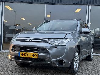 Avarii autoturisme Mitsubishi Outlander 2.0 PHEV instyle NAP 2013/12