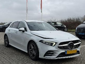 krockskadad bil auto Mercedes A-klasse A200 AMG AUTOMAAT KM NAP 2018/10