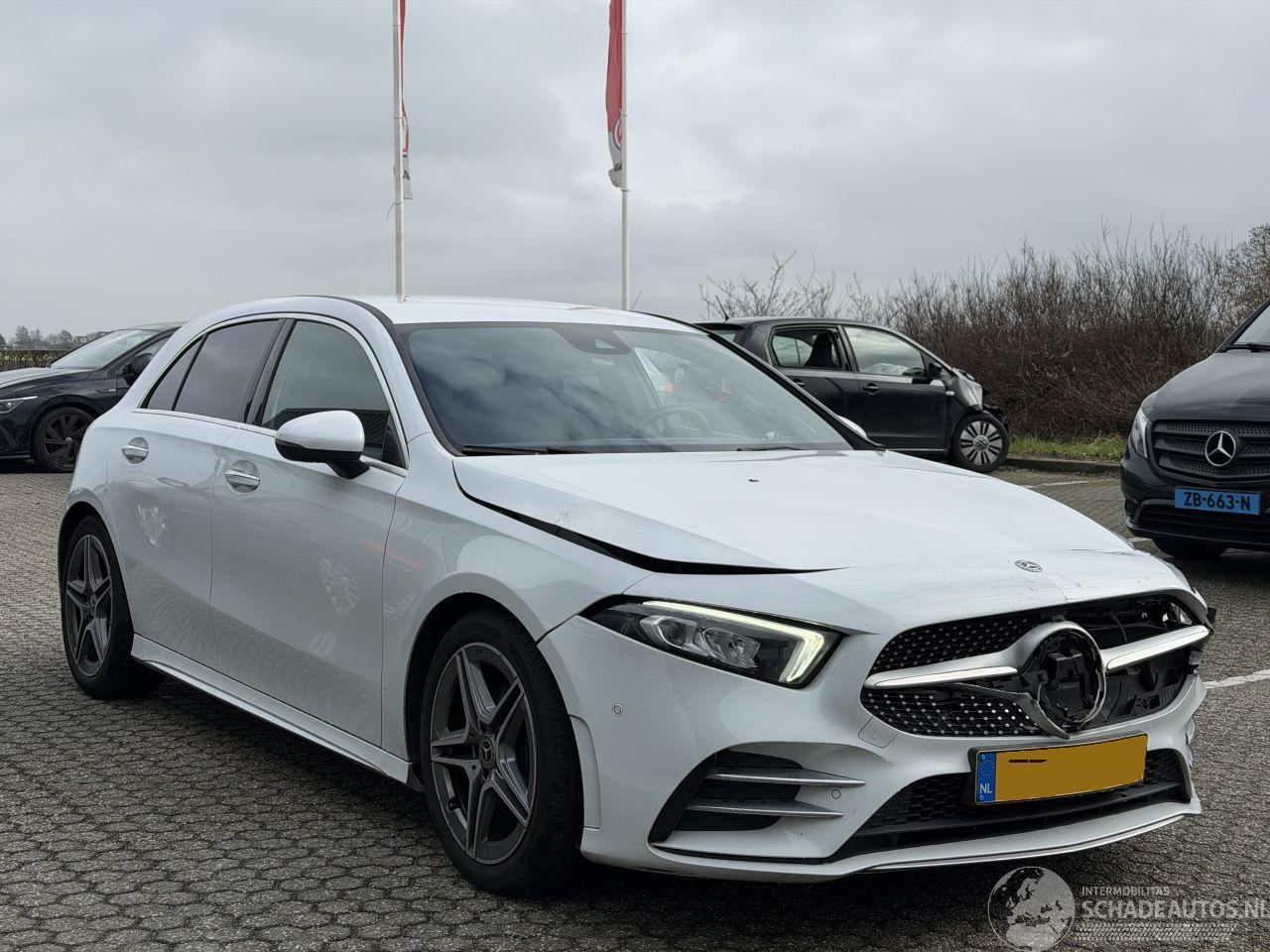 Mercedes A-klasse A200 AMG AUTOMAAT KM NAP