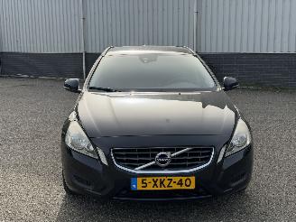 Volvo V-60 Volvo V60 2.0T Summum Automaat picture 2