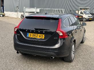 Volvo V-60 Volvo V60 2.0T Summum Automaat picture 4
