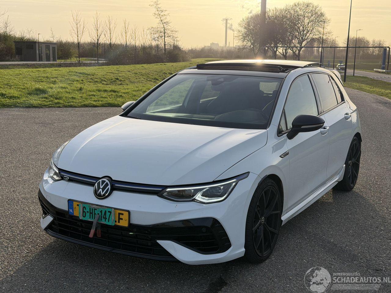 Volkswagen Golf 2.0 TSI R 4Motion PANO
