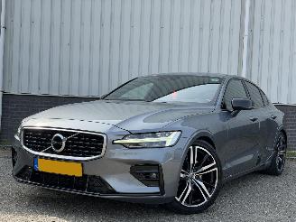 Volvo S-60 2.0 T4 R-Design AUTOMAAT/LED picture 2