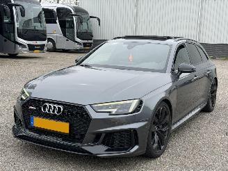 uszkodzony samochody osobowe Audi RS 4 AVANT PANO/CERAMIC/FULL OPTION 2018/6