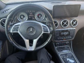 Mercedes A-klasse A180 AMG PANO/AUTOMAAT picture 10