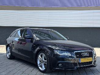 Schadeauto Audi A4 3.0TDI quattro LED/AUTOMAAT 2009/10