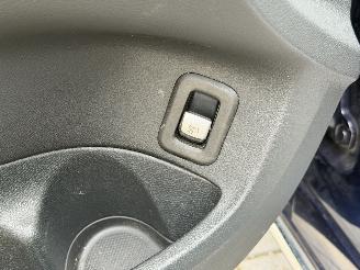 Mercedes C-klasse C220d PANO/AUTOMAAT/LED picture 20