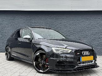 damaged passenger cars Audi S3 SPORTBACK PANO/DSG/500PK 2014/5