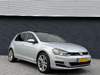 Voiture accidenté Volkswagen Golf 1.2TSI DSG/PANO HIGHLINE 2013/8