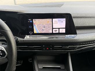 Volkswagen Golf 8 GTE PANO/LED/HEAD-UP picture 15