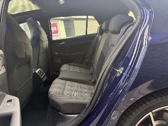 Volkswagen Golf 8 GTE PANO/LED/HEAD-UP picture 11