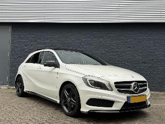 krockskadad bil auto Mercedes A-klasse A180CDI AMG PANO/AUTOMAAT 2013/6