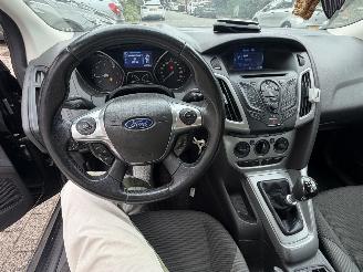 Ford Focus Wagon 1.6 TDCI picture 10