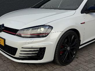 Volkswagen Golf 2.0TSI GTI PANO/DSG/MILTEK picture 8